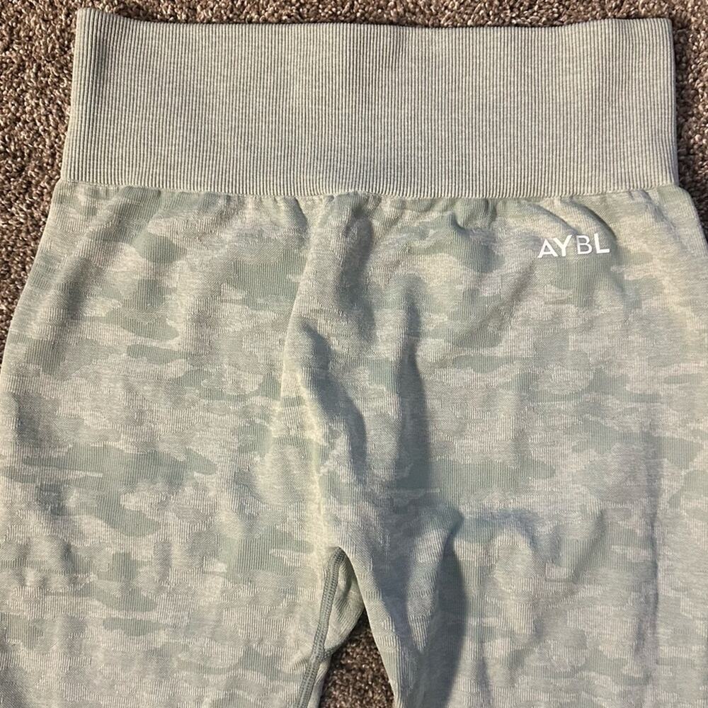 AYBL Light Green Camo Seamless Leggings - Picture 3 of 6